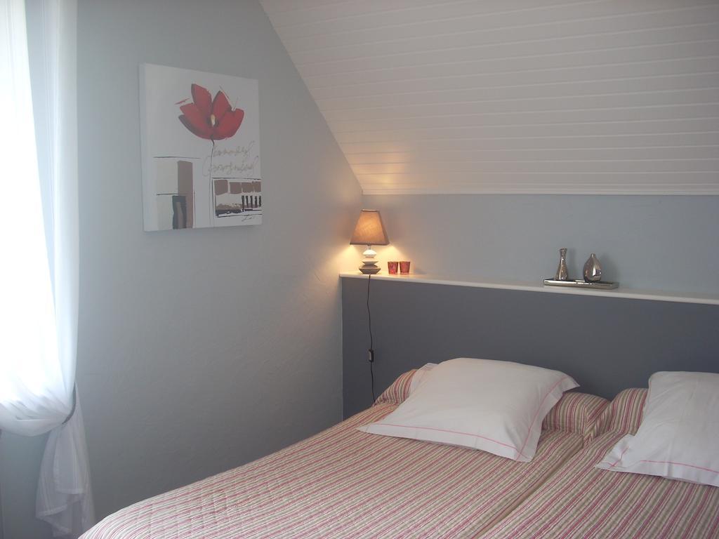Chambres D'Hotes Kergollay Lanhouarneau Quarto foto